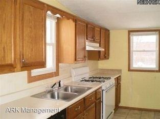 1426 E 330th St - Photo 2 of 6