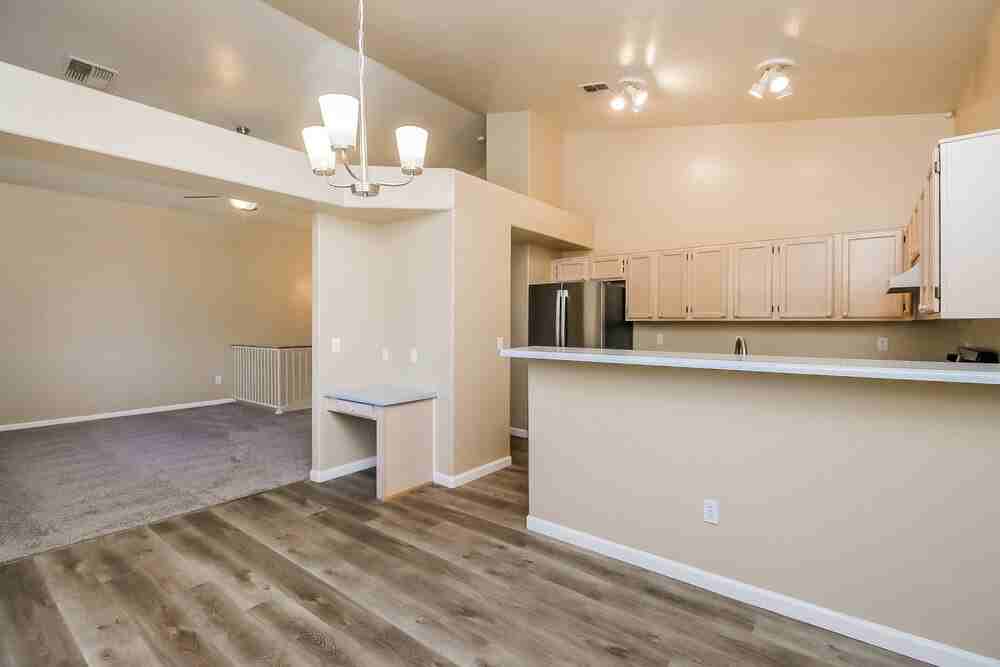 4649 E Towne Ln - Photo 7 of 20