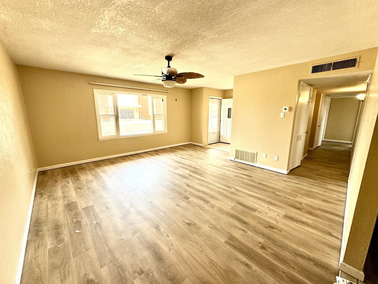 3305 Thomas Ave #1 - Photo 3 of 10