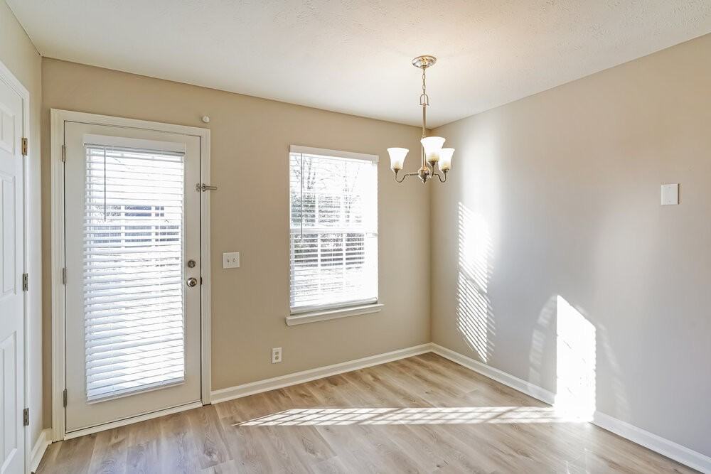 7016 S Hampton Blvd - Photo 6 of 19