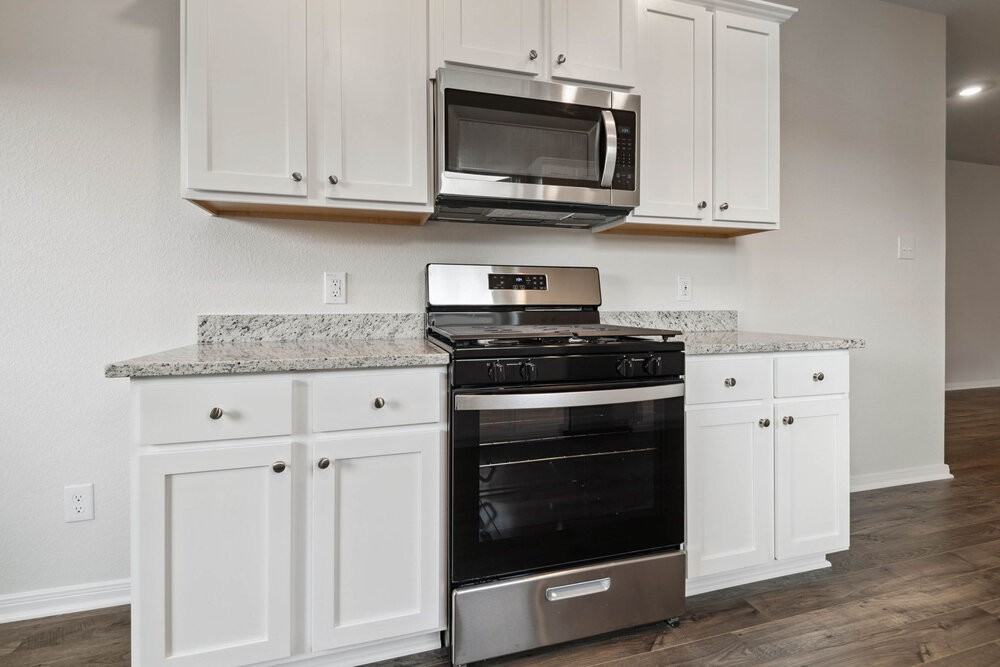 16455 Honeysuckle Hill Dr - Photo 7 of 21