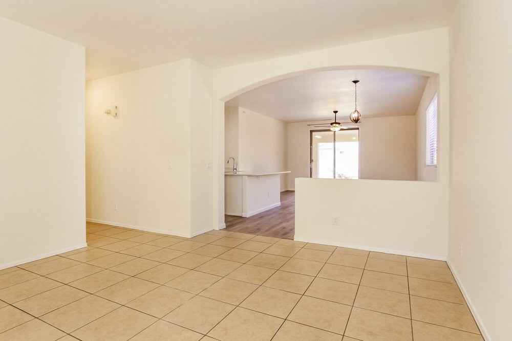 11222 W Almeria Rd - Photo 3 of 18