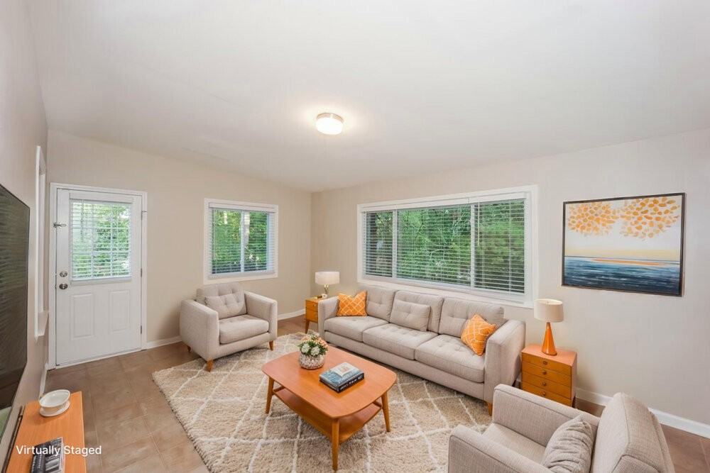 135 Tanglewood Dr - Photo 5 of 20