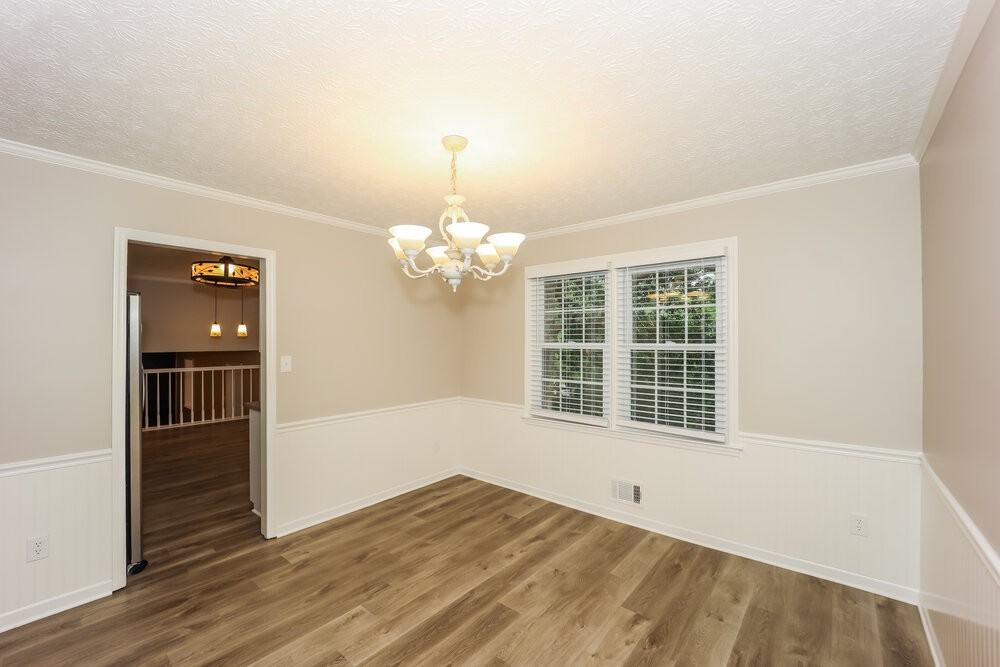 135 Tanglewood Dr - Photo 7 of 20