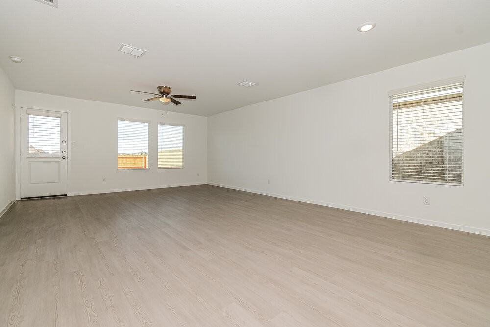 1285 Wedgeleaf Ln - Photo 5 of 16