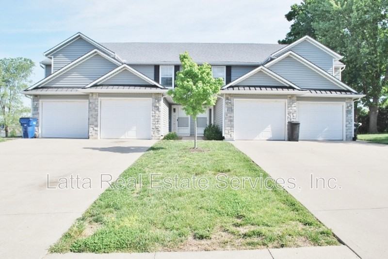 3213 Sw Iron Creek Dr