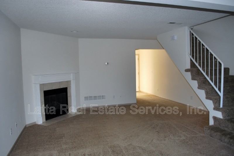 3213 Sw Iron Creek Dr - Photo 4 of 13