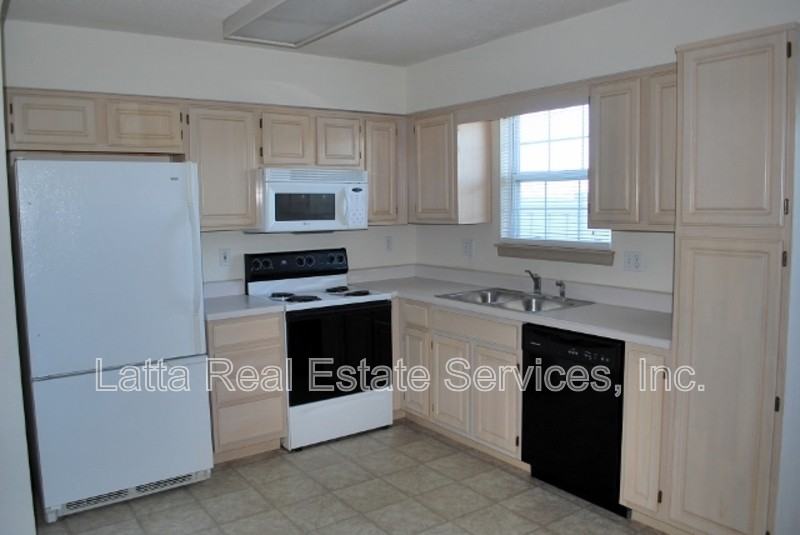 3213 Sw Iron Creek Dr - Photo 6 of 13