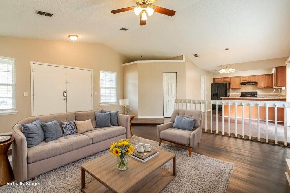 1863 Sherwood Dr - Photo 6 of 19