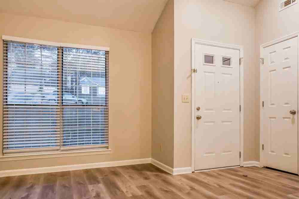 5709 Rex Mill Dr - Photo 6 of 16