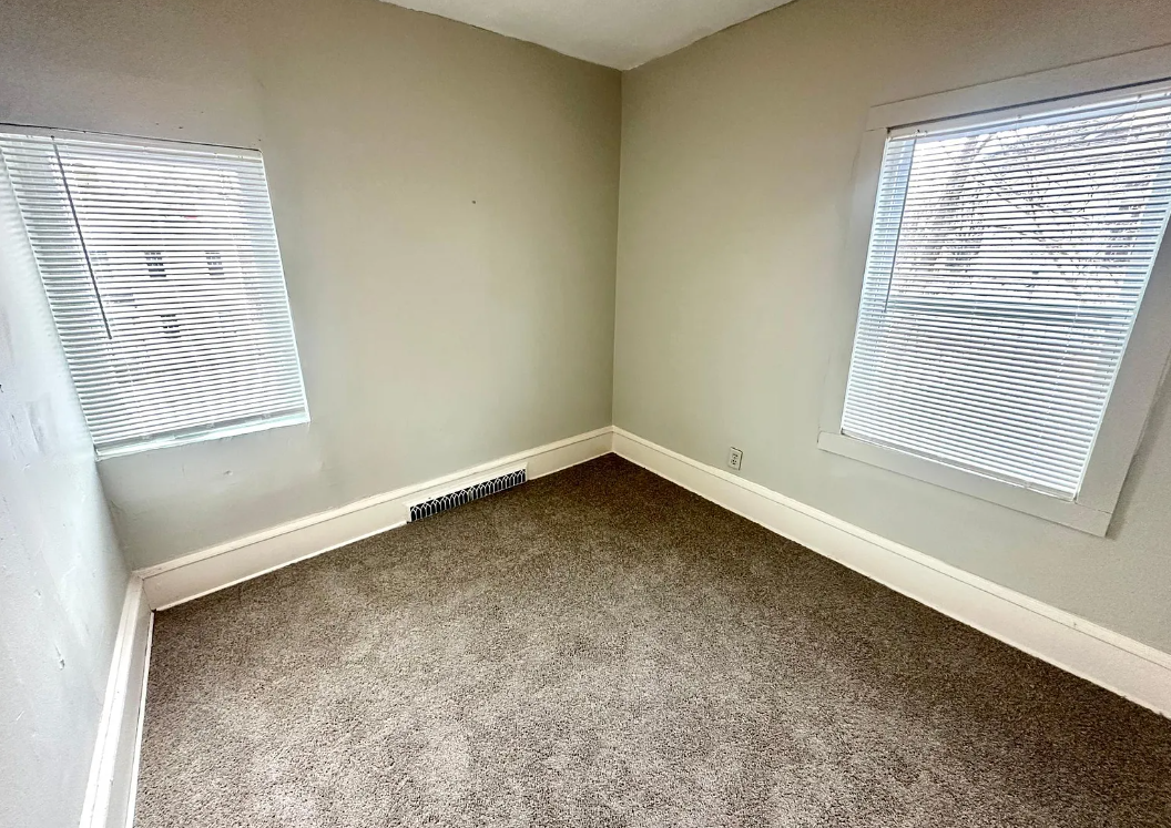 1402 21st Ave N #0 - Photo 5 of 9