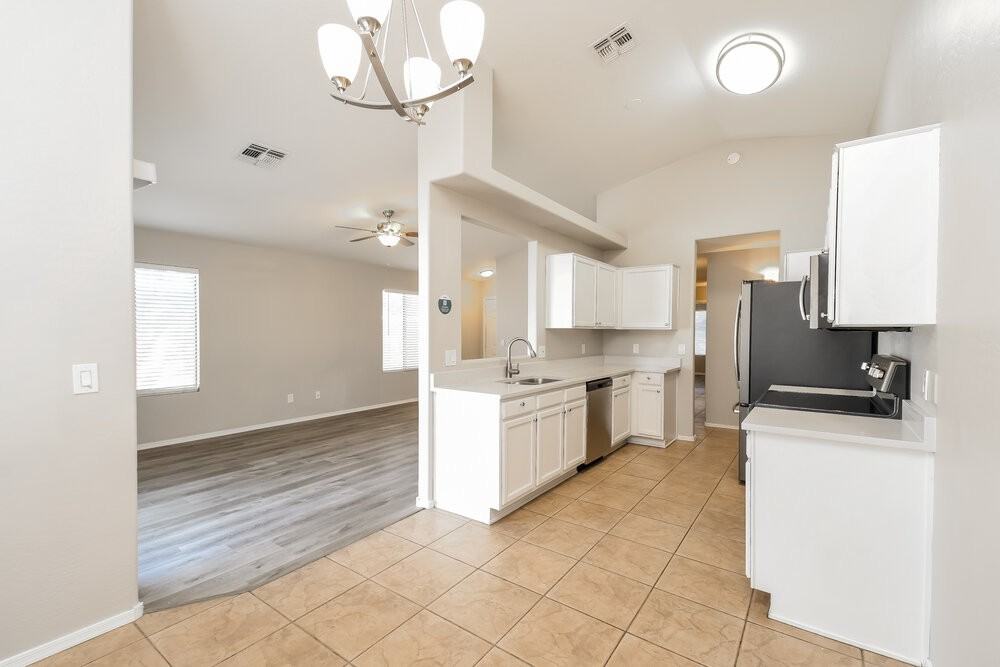 9146 E Encanto St - Photo 6 of 16