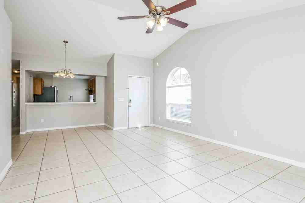 2294 Santa Lucia St - Photo 4 of 16