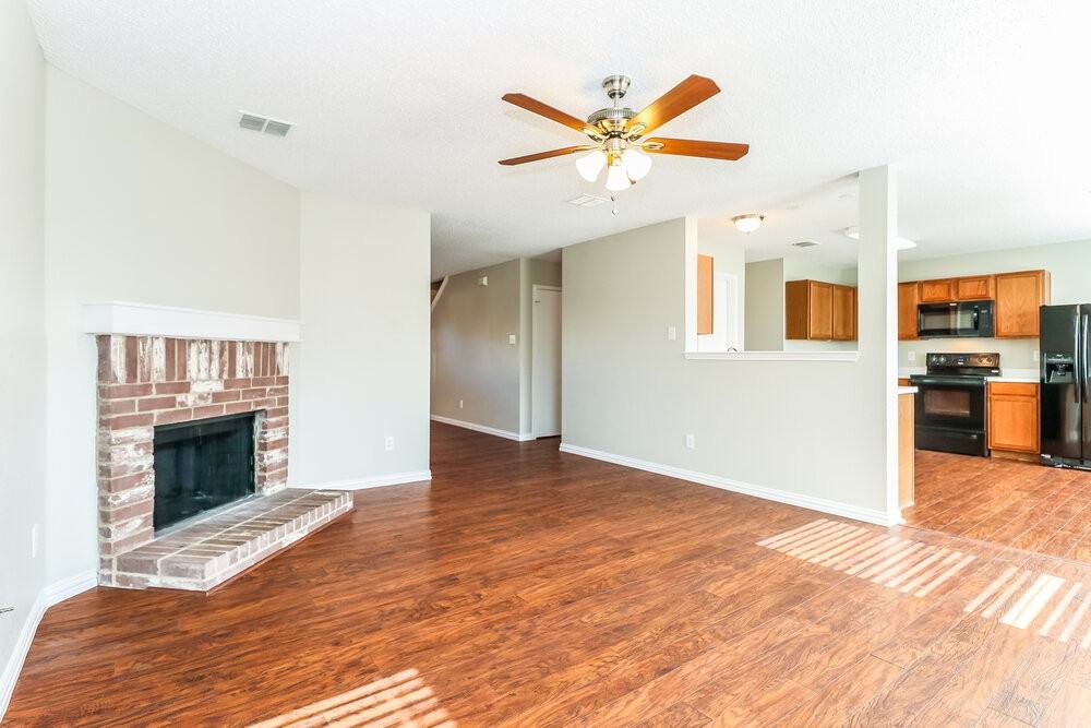 2036 Navada Way - Photo 2 of 18