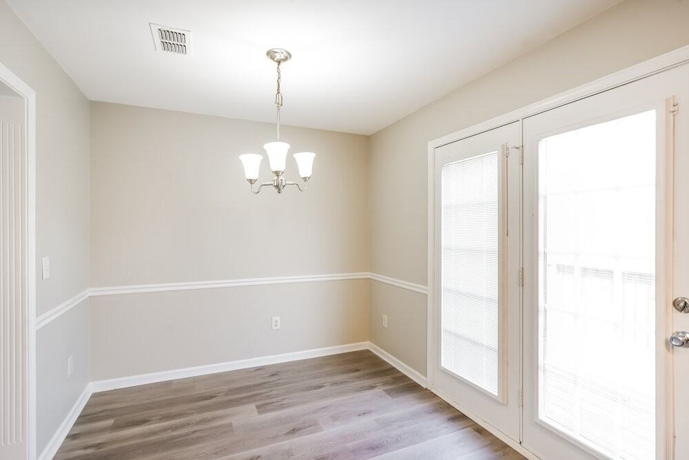 1476 Priestshore Bay - Photo 6 of 17