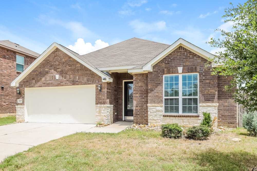 1017 Princewood Dr - Photo 3 of 19