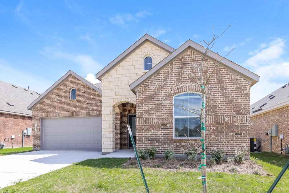 2237 Mustang Ghost Trl - Photo 3 of 18