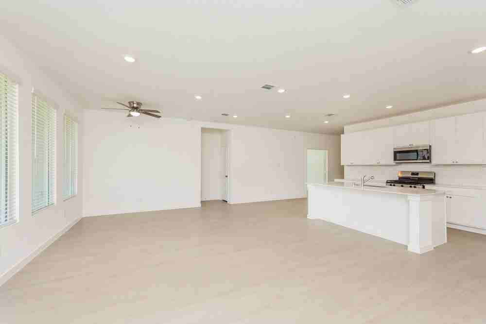 2237 Mustang Ghost Trl - Photo 5 of 18