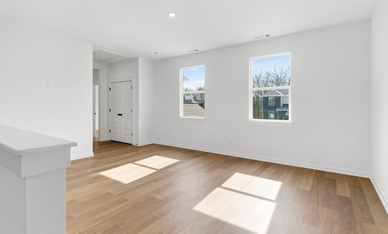 1810 East Fiji Street #1 - Photo 7 of 16