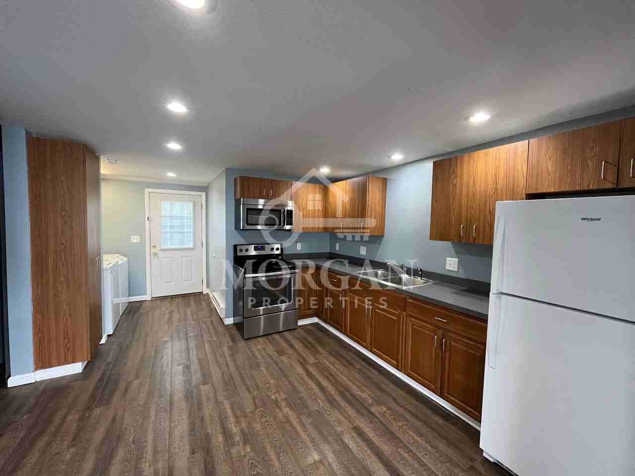 307 S Main St #2 - Photo 3 of 6