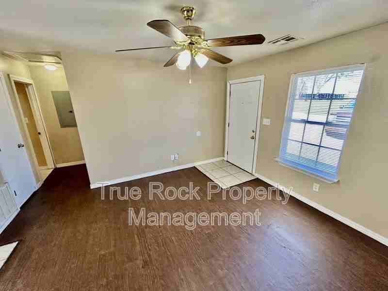 218 E 14th St - Photo 3 of 10