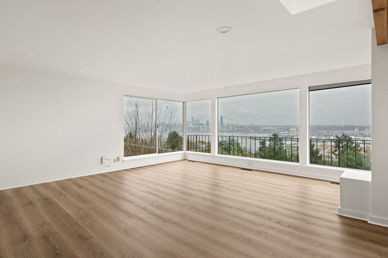 2410 37th Ave Sw - Photo 6 of 21