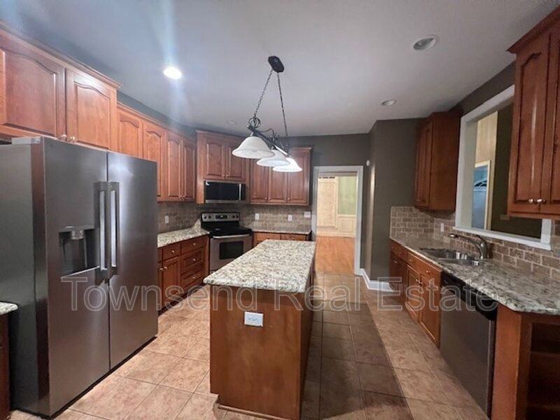 305 W Summerchase Dr - Photo 4 of 21