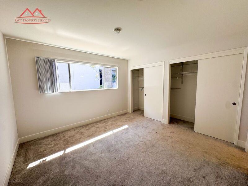 411 College Ave #D - Photo 4 of 12