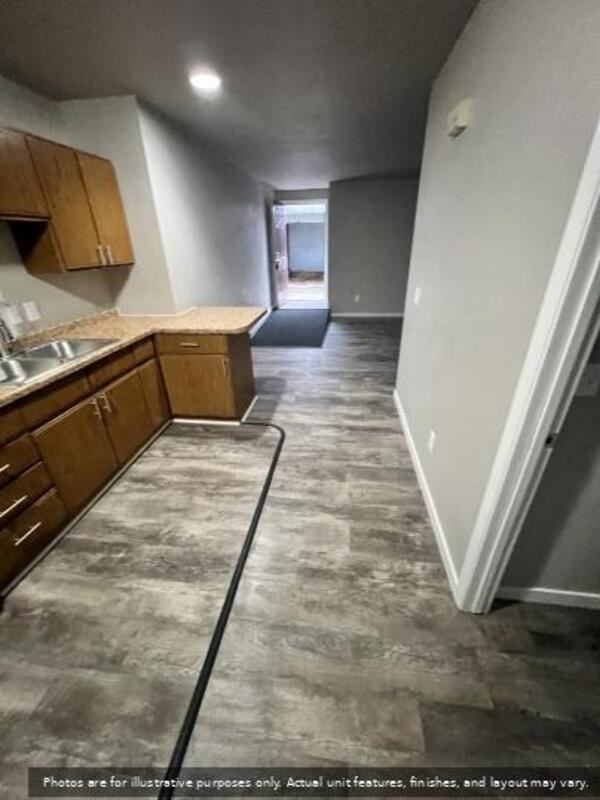 835 Wisconsin St - Photo 2 of 7