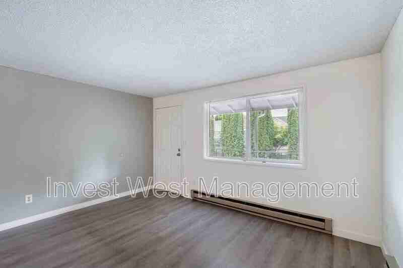 9100 Neavenue #17 - Photo 2 of 14