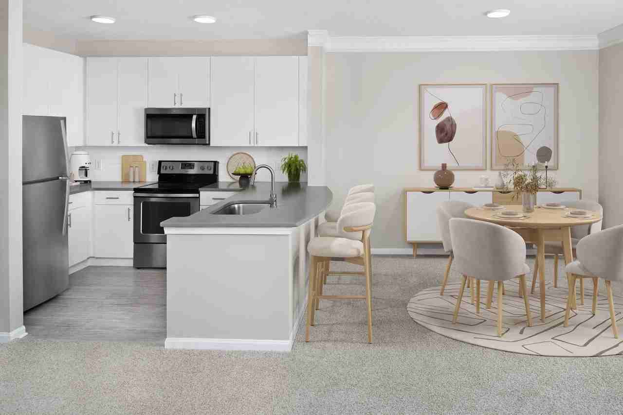 Camden Deerfield - Photo 3 of 33