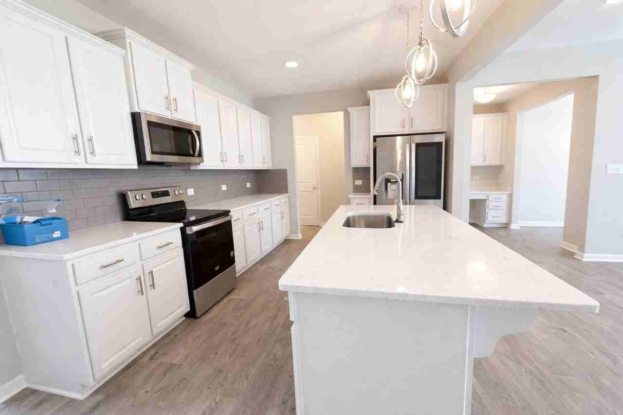 11154 Woodland Creek Way #1 - Photo 4 of 39