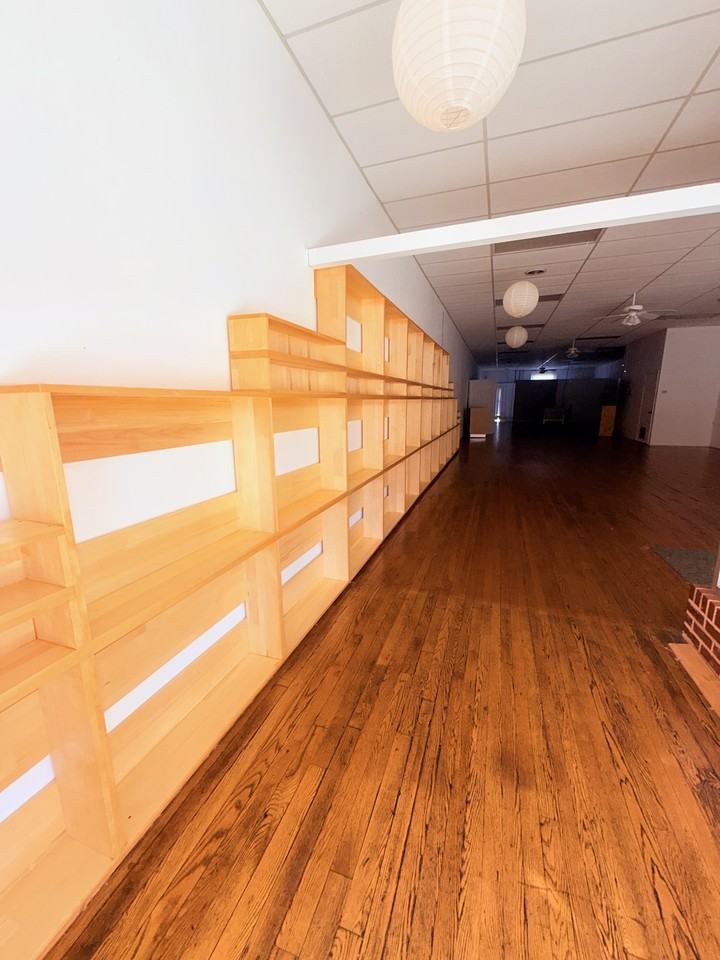 303 10th St #303 - Photo 7 of 10