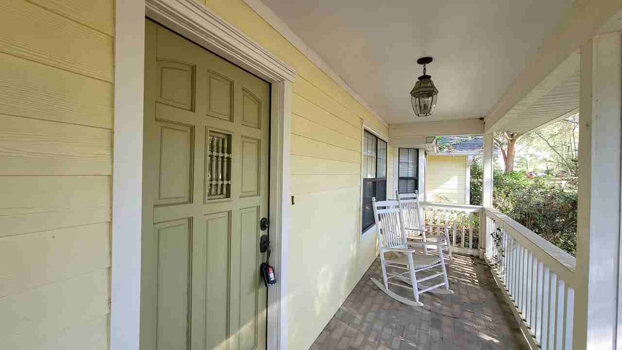 4318 Nw 76th Ter #1 - Photo 3 of 5