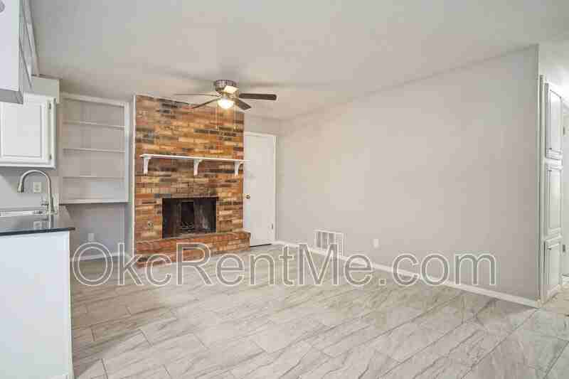 502 Peppertree Ln - Photo 5 of 18