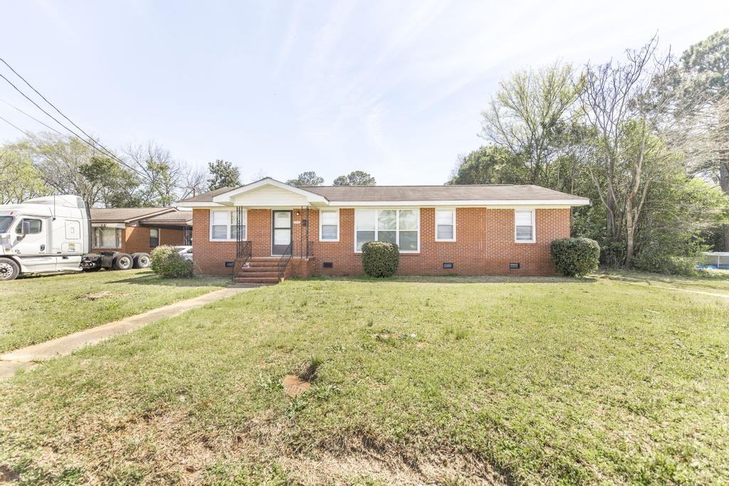 143 Morris St #1 - Photo 3 of 50