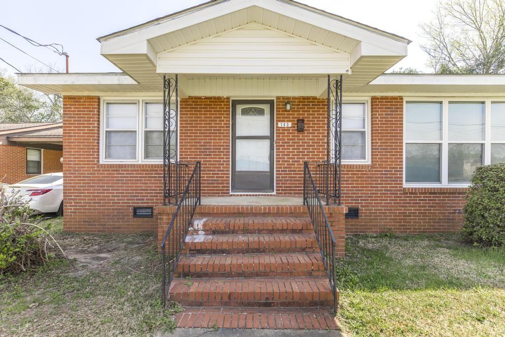 143 Morris St #1 - Photo 6 of 50