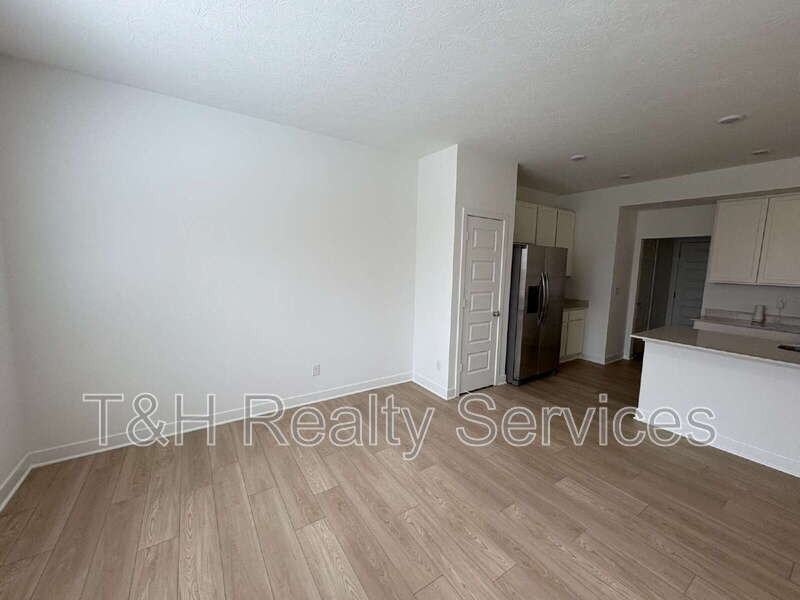 7525 Marin Pkwy - Photo 3 of 25