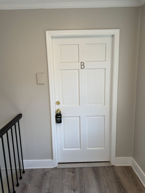 325 Winding River Dr Unit B - Photo 5 of 24