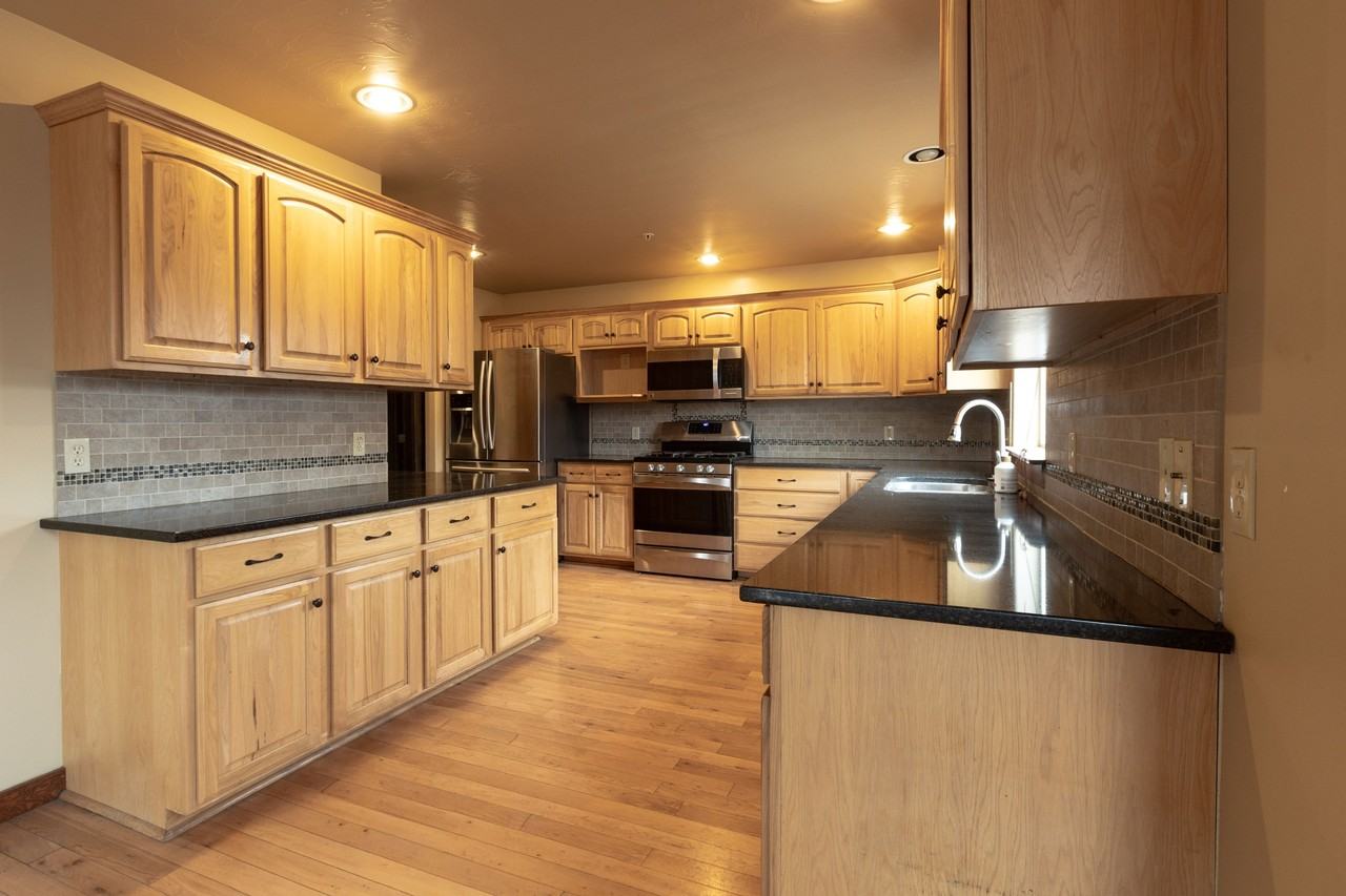 147 Dogwood Dr #1 - Photo 3 of 25