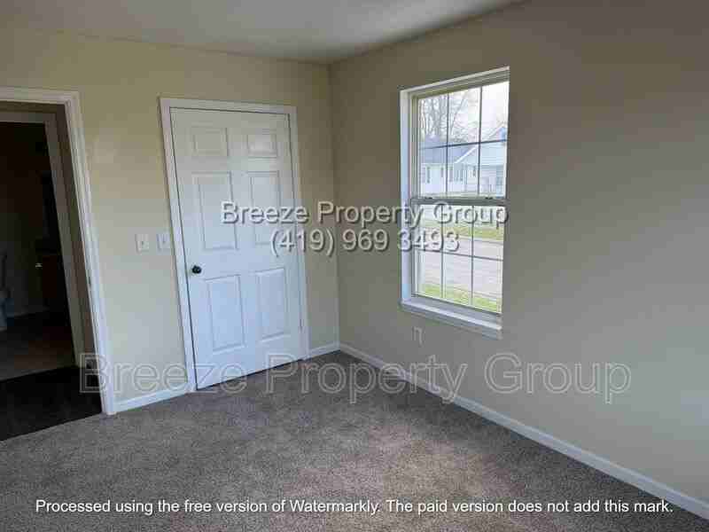 501 Hope St - Photo 4 of 8