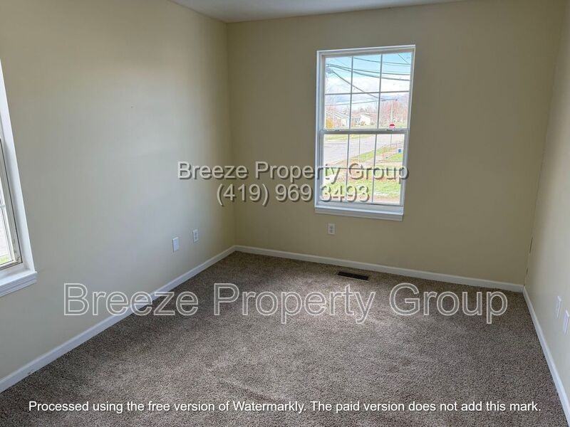 501 Hope St - Photo 6 of 8
