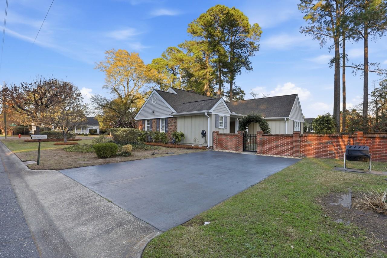 1700 E Mulberry St #1 - Photo 4 of 19