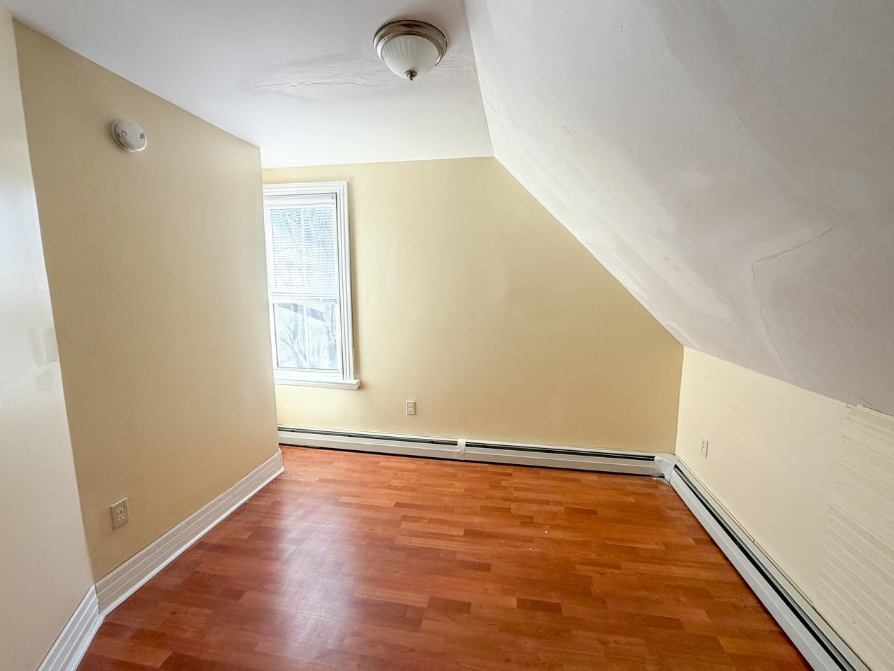 160 Brackett St #2 - Photo 7 of 35