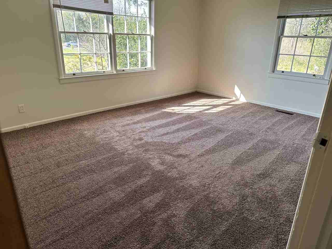 1305 N Eufaula Ave #1 - Photo 4 of 10