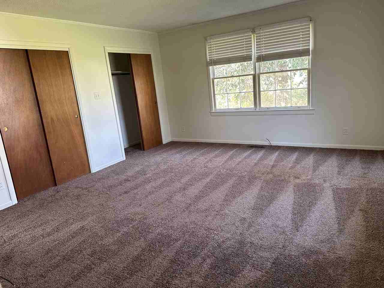 1305 N Eufaula Ave #1 - Photo 7 of 10