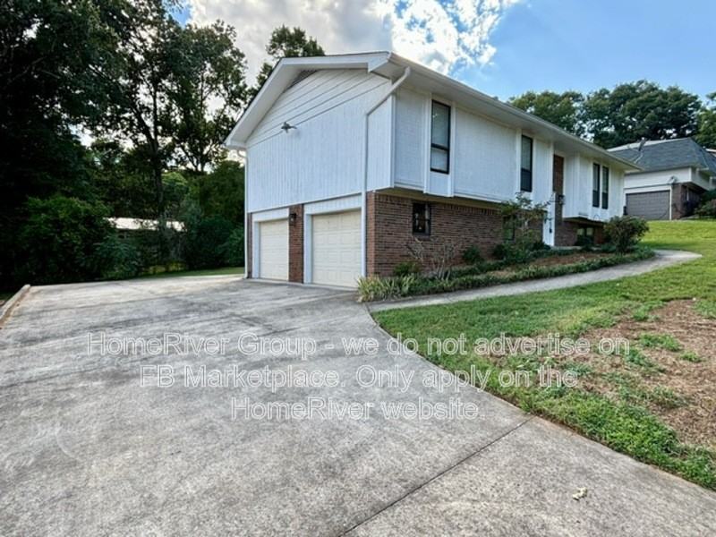 816 N Valleywood Cir - Photo 3 of 34