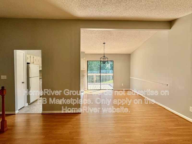 816 N Valleywood Cir - Photo 4 of 34