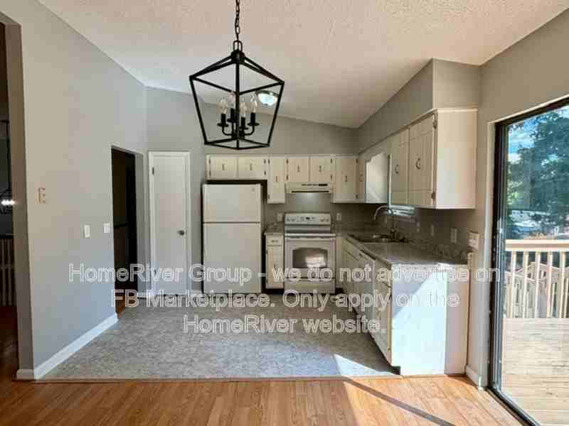 816 N Valleywood Cir - Photo 5 of 34