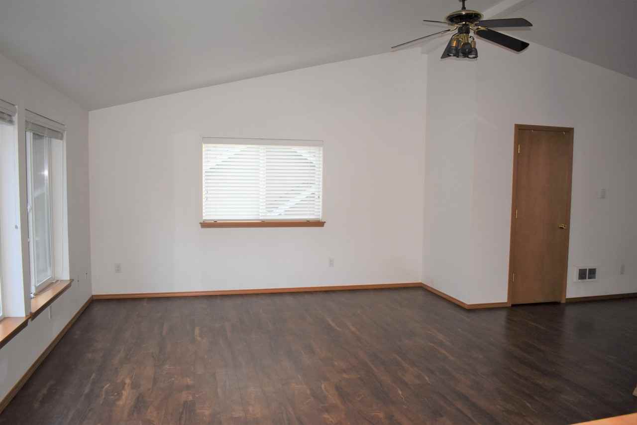 1607 141st Street South #B - Photo 2 of 9